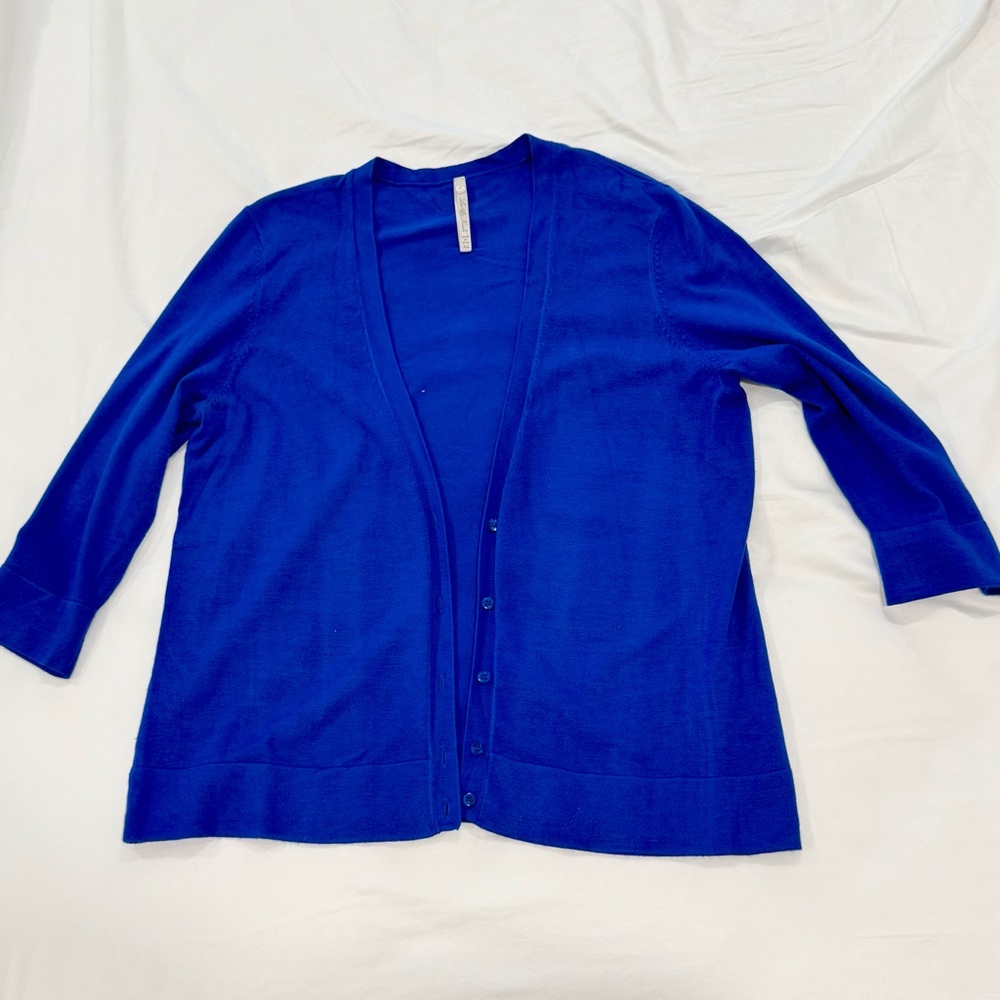 Leo & Nicole Royal Blue Women's Cardigan